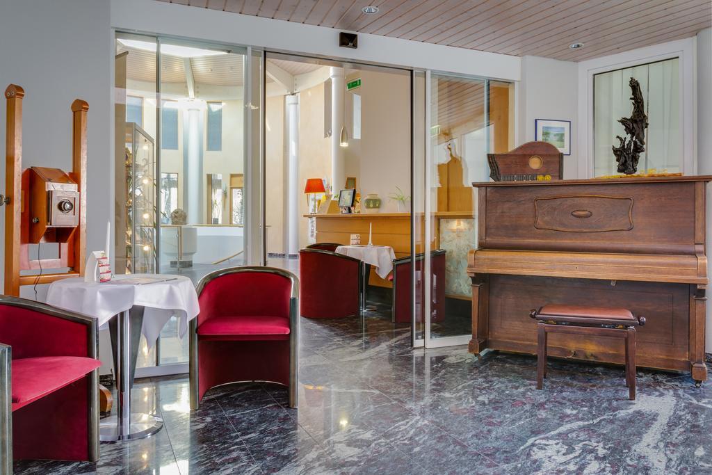 Seehotel Luisenhof Falkenhagen  Exteriör bild